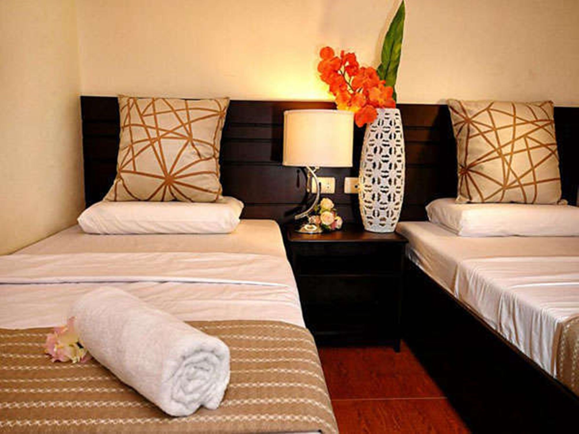 Reddoorz Near Victoria Mall Davao City Exterior foto