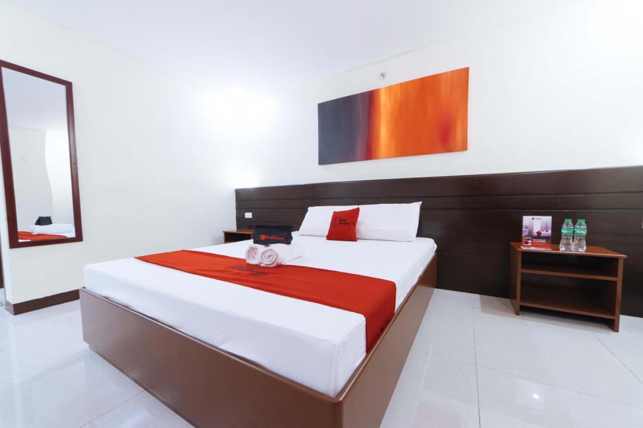 Reddoorz Near Victoria Mall Davao City Exterior foto