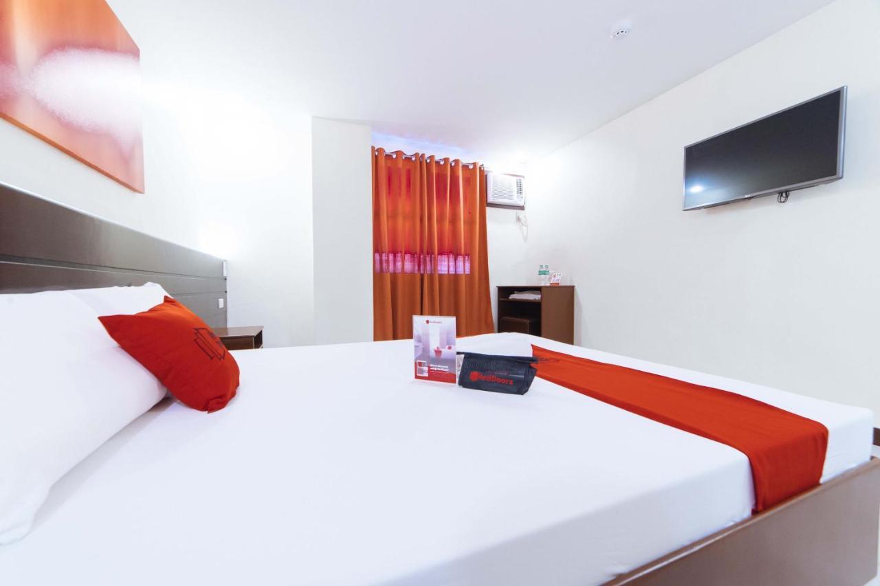 Reddoorz Near Victoria Mall Davao City Exterior foto